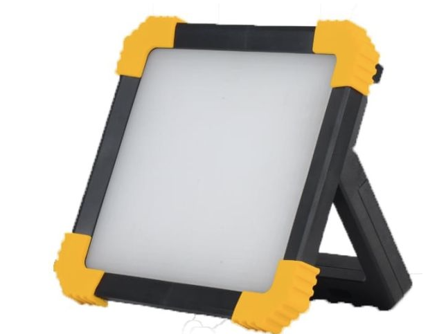 1 NI Vetec VLR 50 LED Bouwlamp – 50W – IP54 – met contactdoos - Afbeelding 1